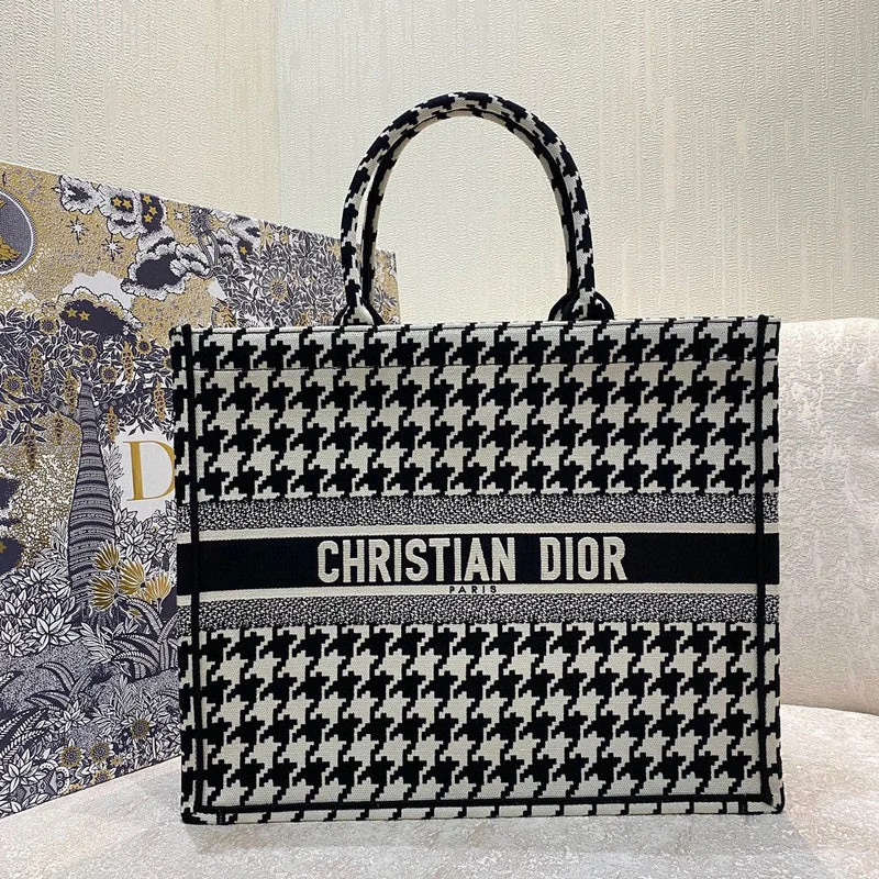 Christian Dior Bags - 4538