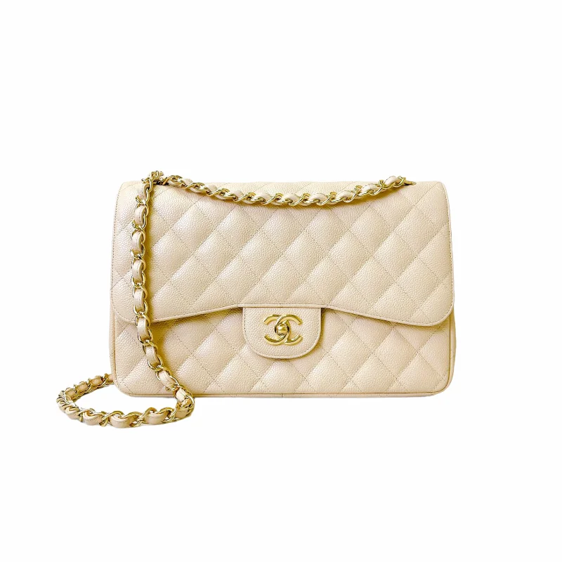 Double Flap Jumbo Caviar Beige GHW