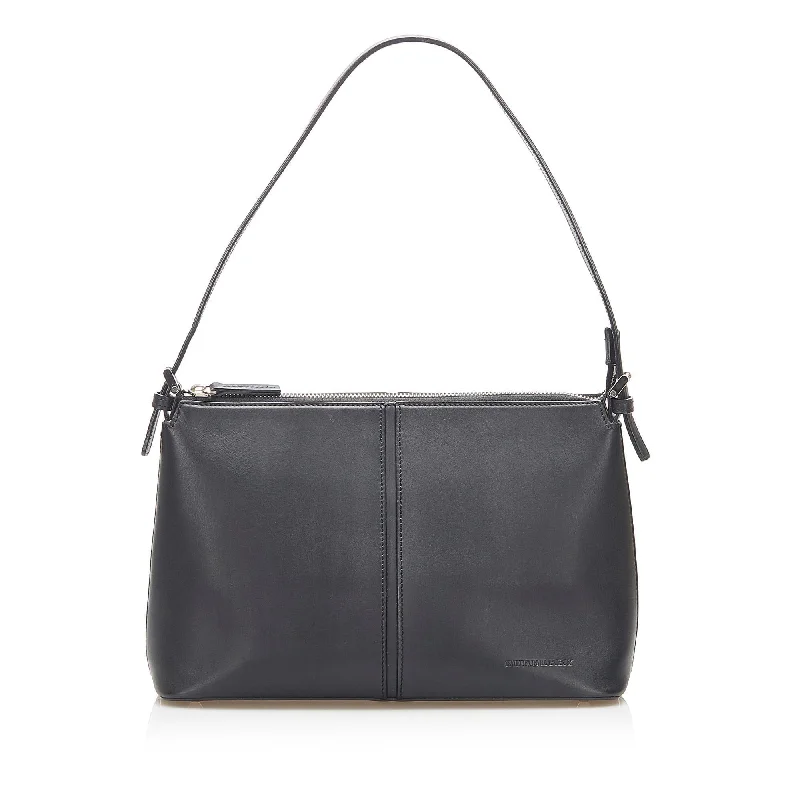 Burberry Leather Shoulder Bag (SHG-16913)