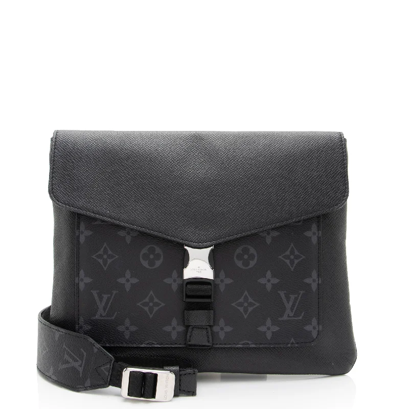 Louis Vuitton Monogram Eclipse Taiga Leather Outdoor Flap Messenger (SHF-gVKeRb)